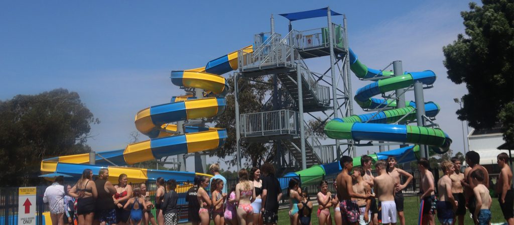 Leeton Aquatic Centre Swimplex Water Slides 3